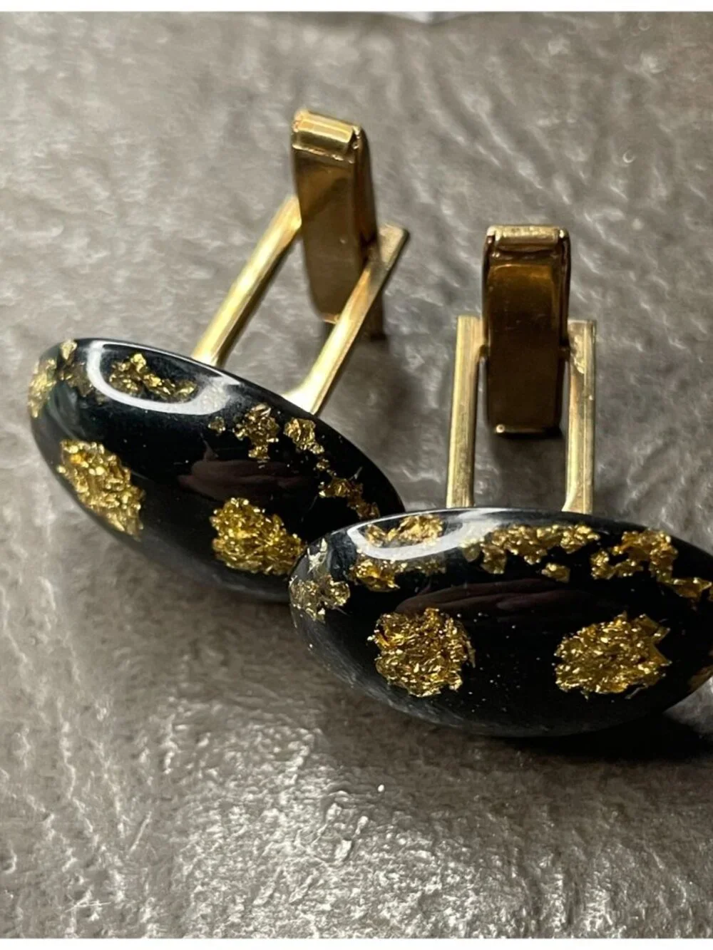 Vintage 1950s Black Confetti Lucite Cufflinks Gold Foil Fleck Oval Mid Century R